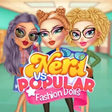 Nerd Vs Popular Fashion Dolls